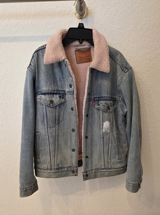 Levi's Jackets & Blazers - Women's Levi's Premium Trucker with Raspberry Sherpa Lining